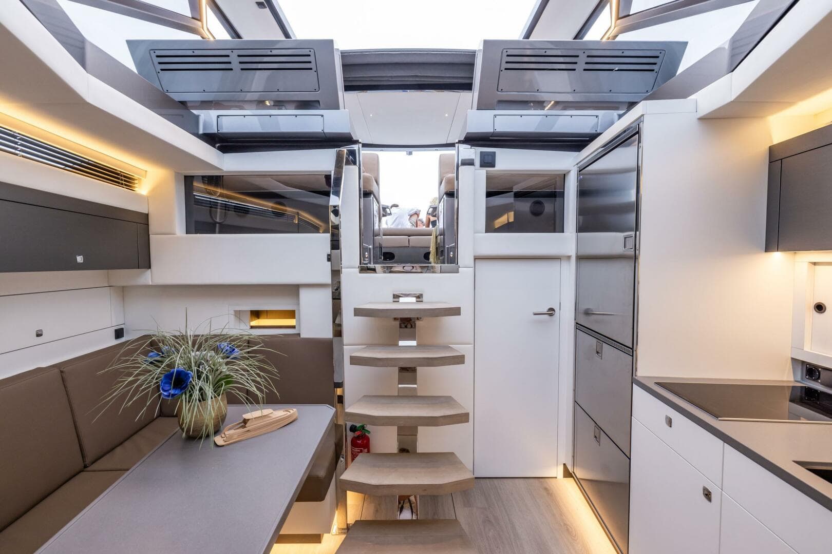 2022 Steeler B50 Aquazen — photo 8