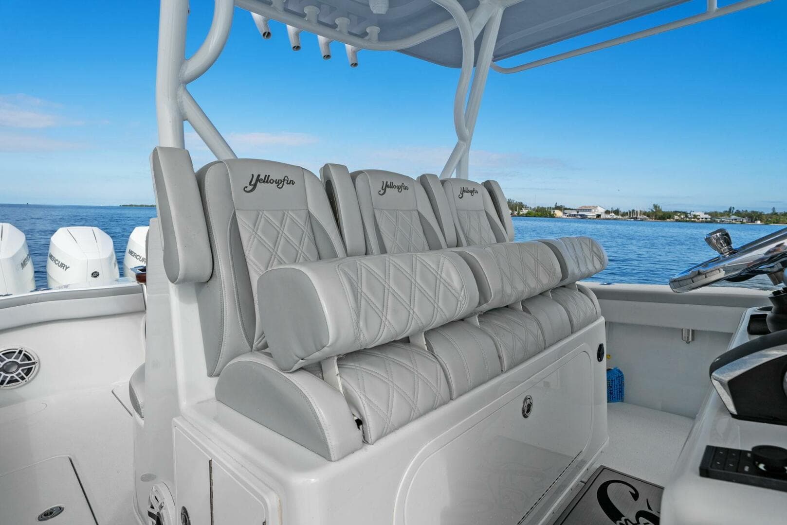 2023 Yellowfin 39 Offshore — photo 3