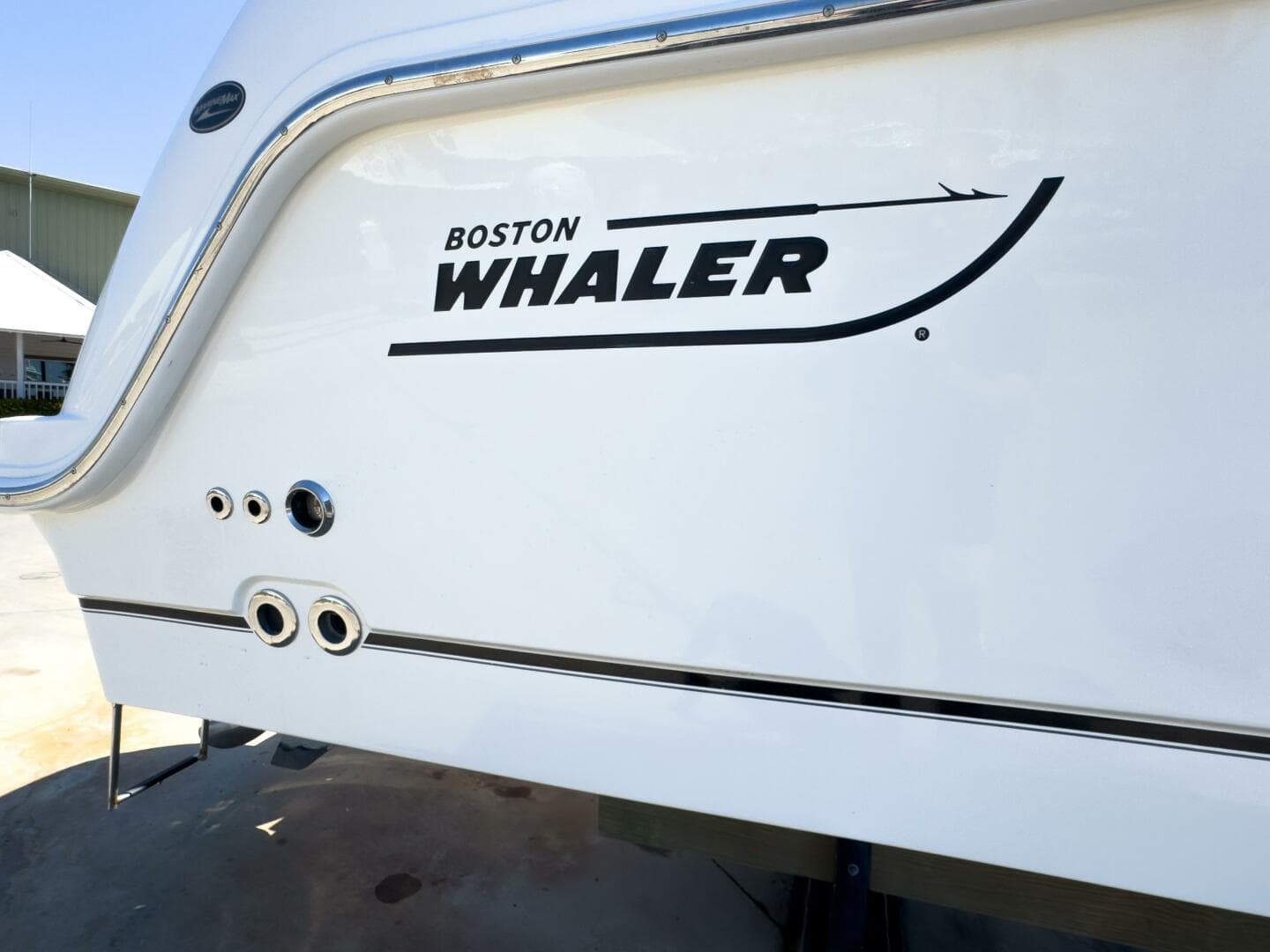 2018 Boston Whaler 315 Conquest — photo 5