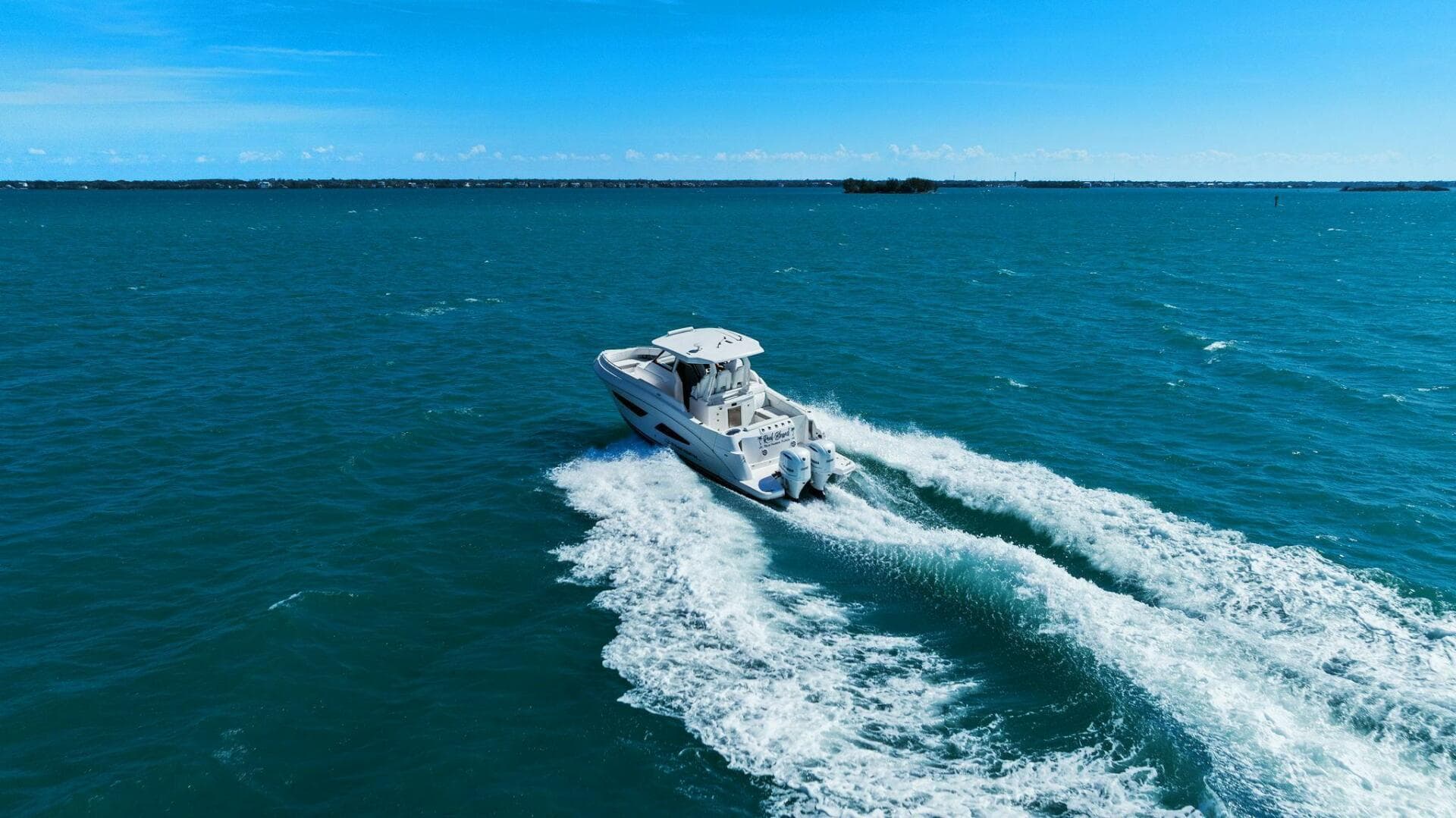 2020 Regal 33 Sav — photo 19