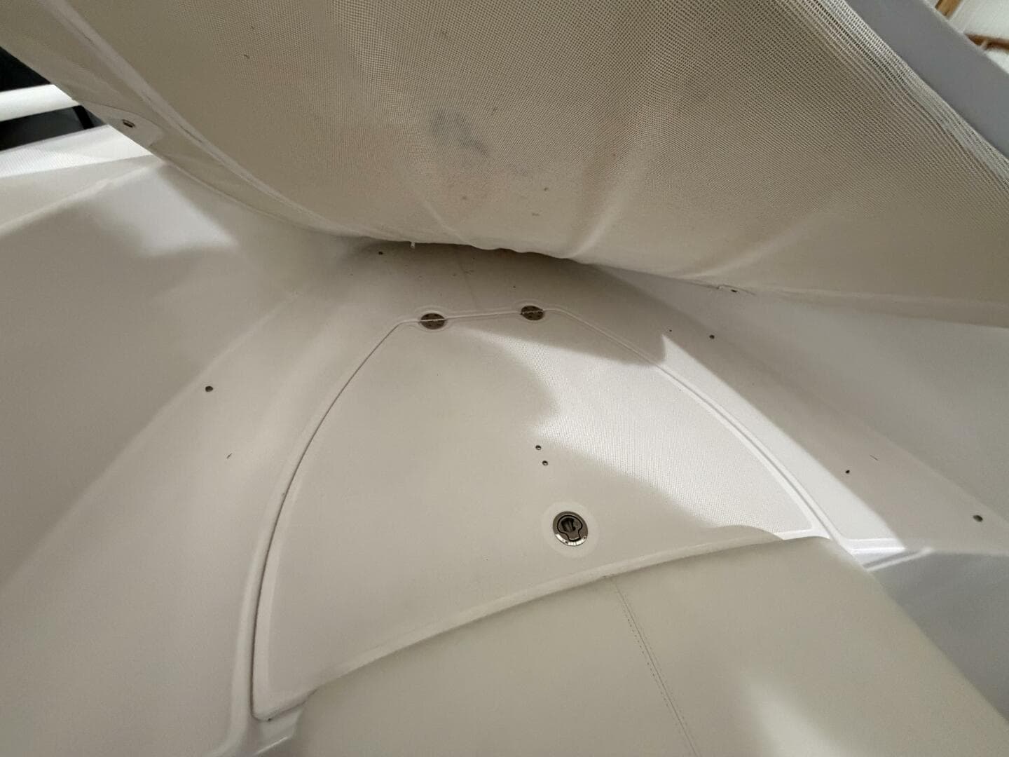 2016 Everglades 230 Center Console — photo 58