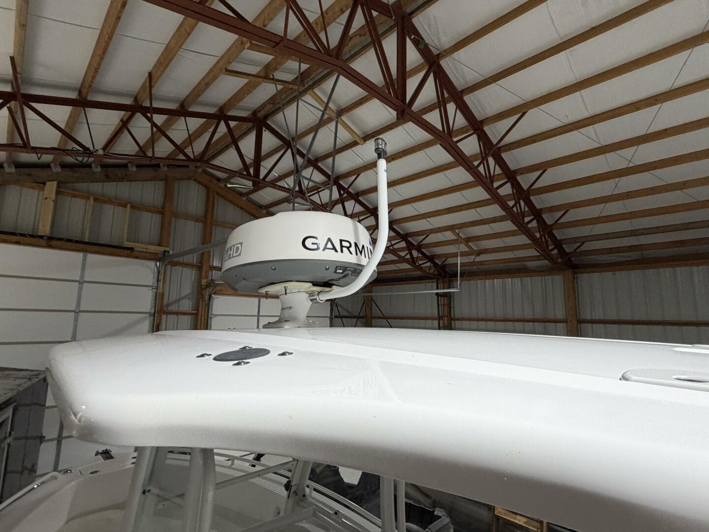 2016 Everglades 230 Center Console — photo 56