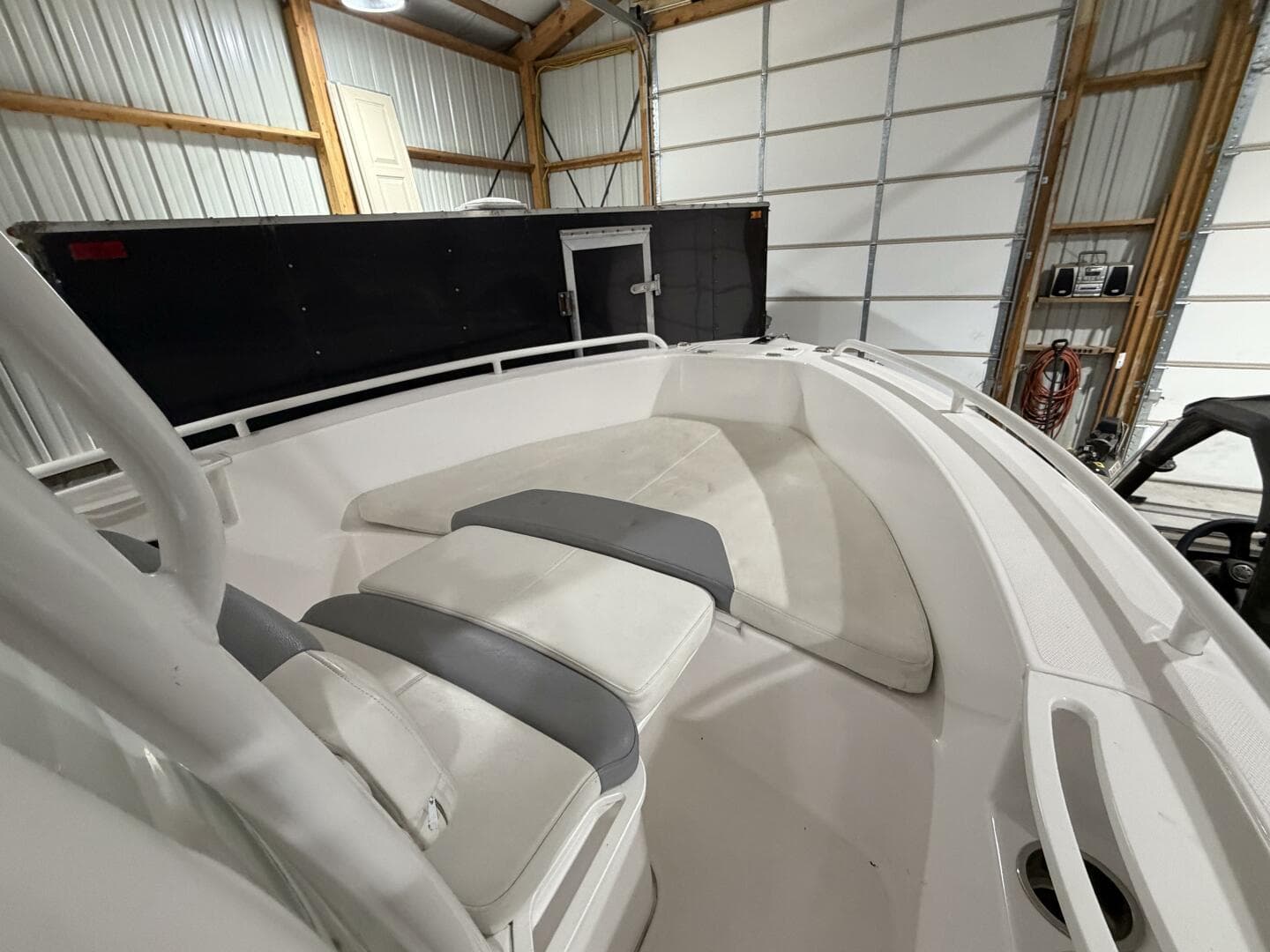 2016 Everglades 230 Center Console — photo 59