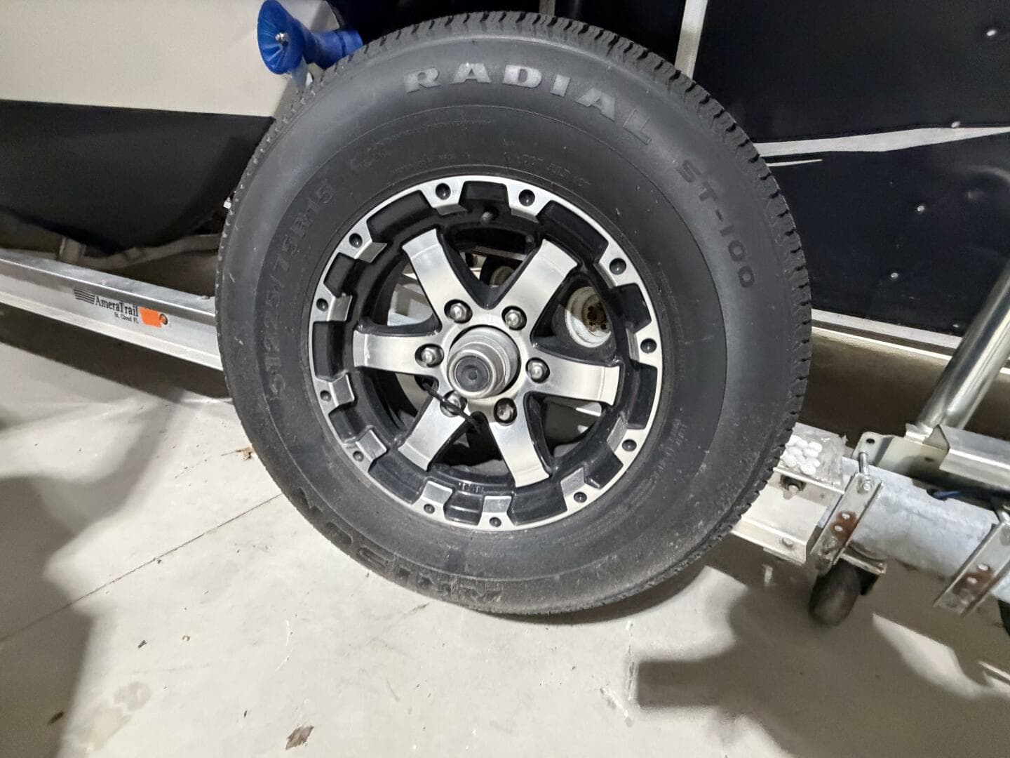 2016 Everglades 230 Center Console — photo 67