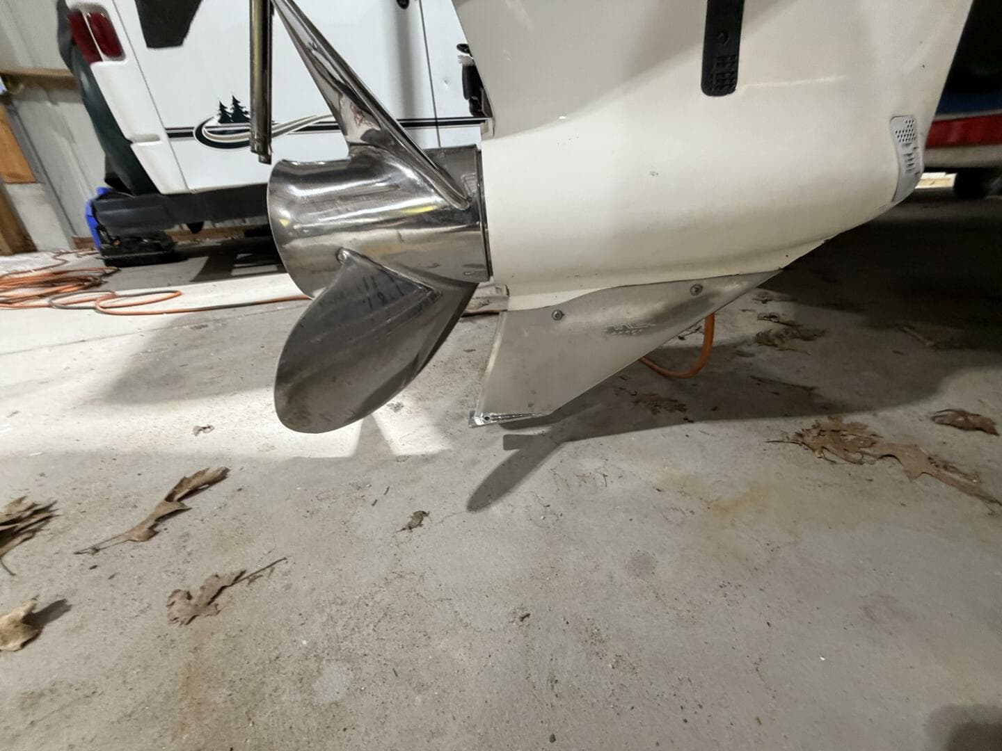 2016 Everglades 230 Center Console — photo 9