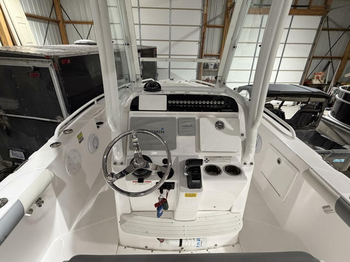 2016 Everglades 230 Center Console — photo 34