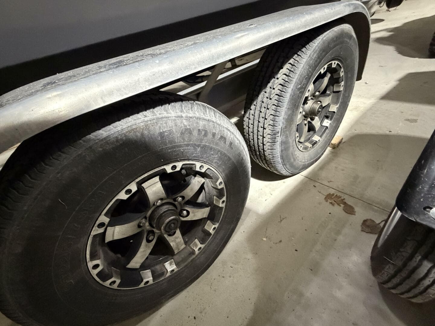 2016 Everglades 230 Center Console — photo 68