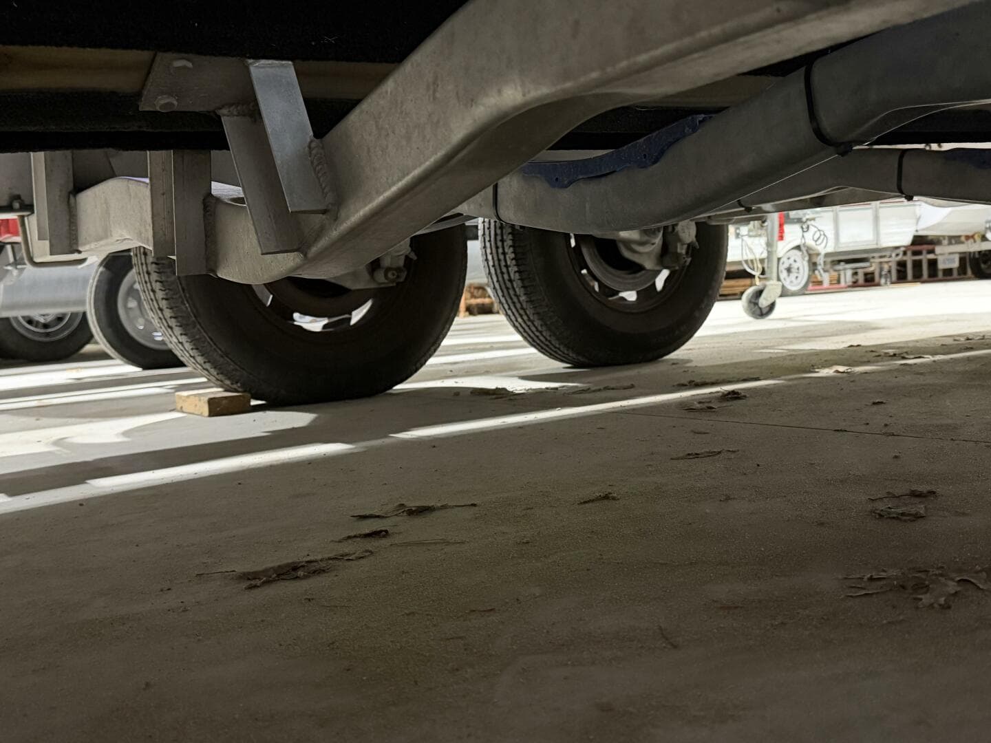 2016 Everglades 230 Center Console — photo 69