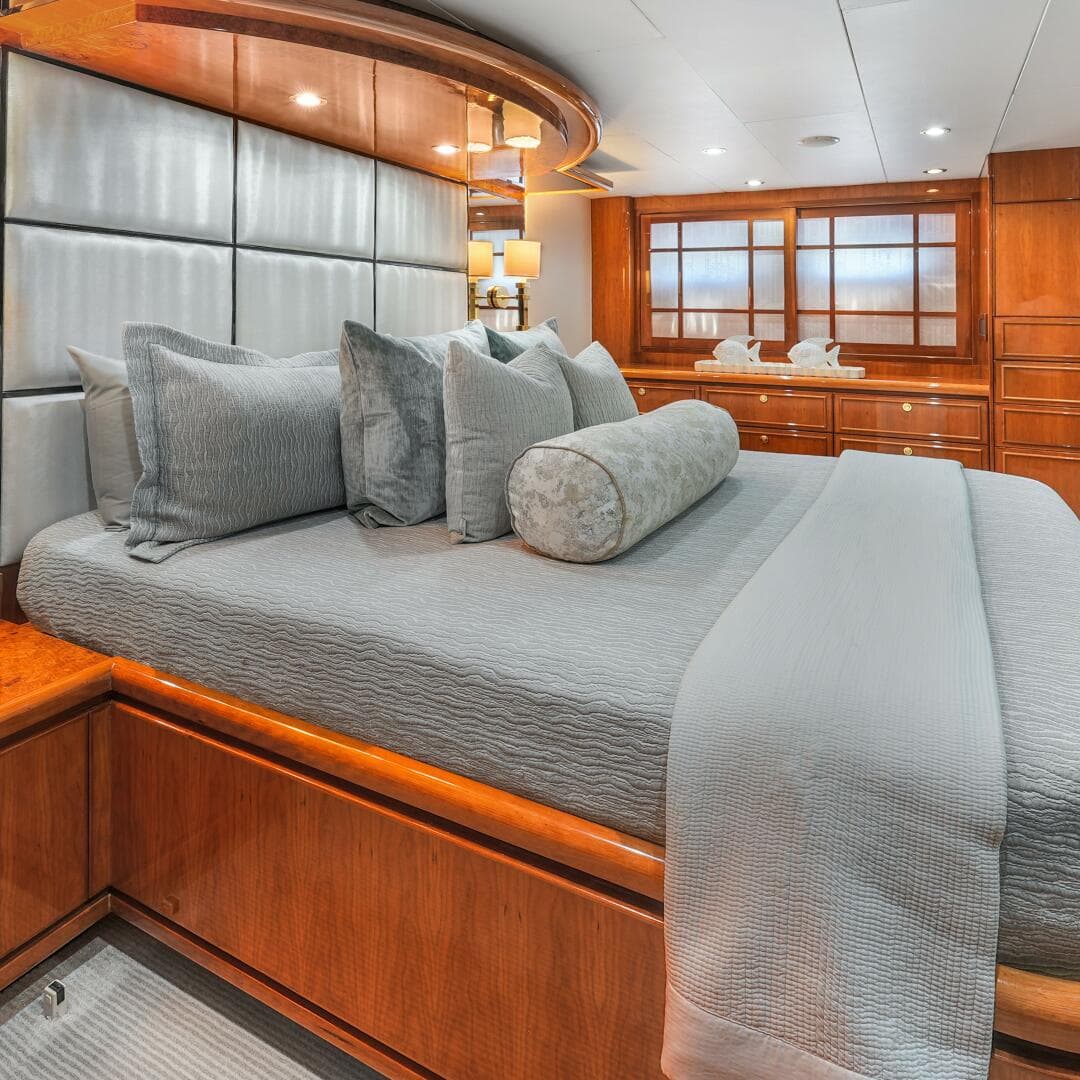 2003 Hargrave Sky Lounge — photo 56