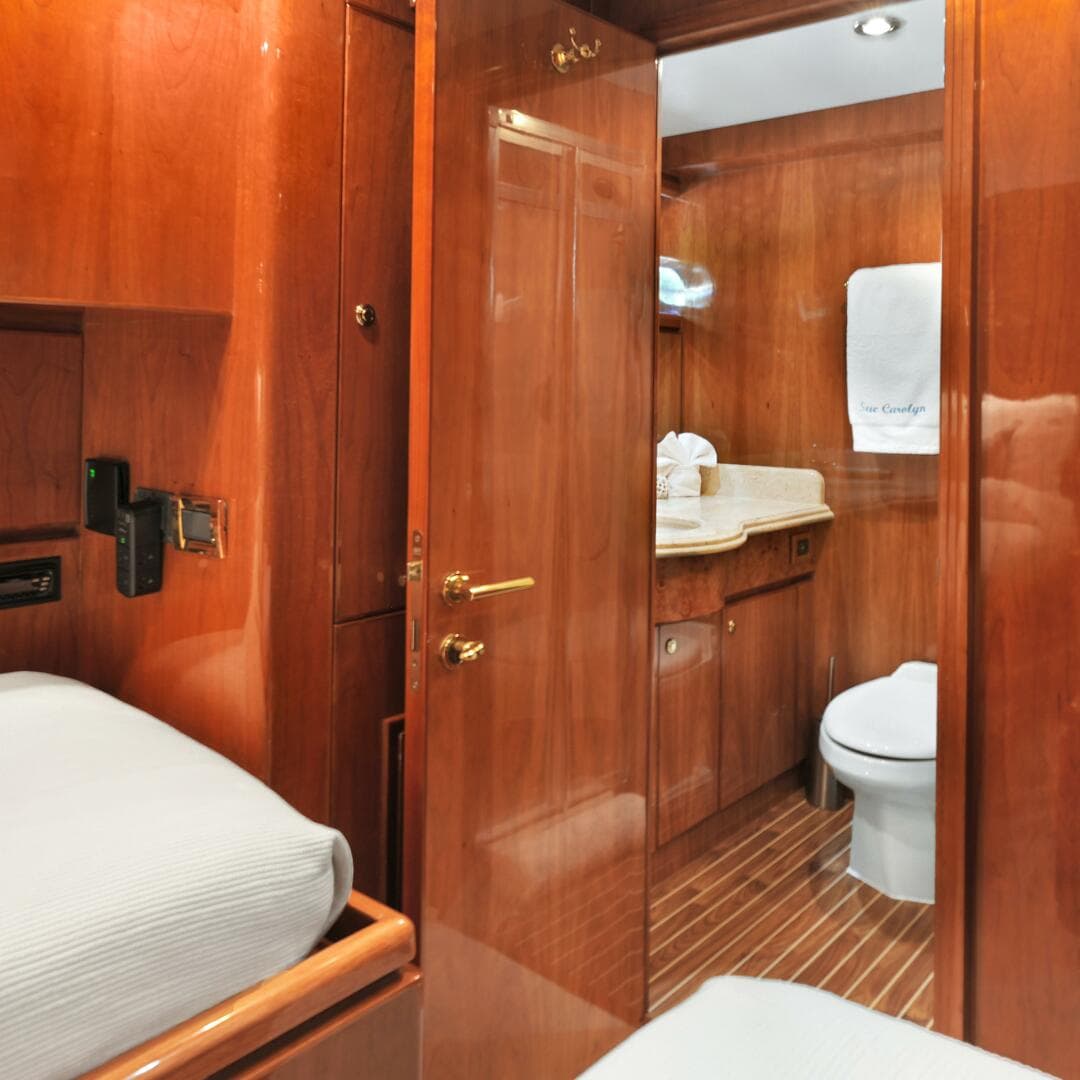 2003 Hargrave Sky Lounge — photo 78