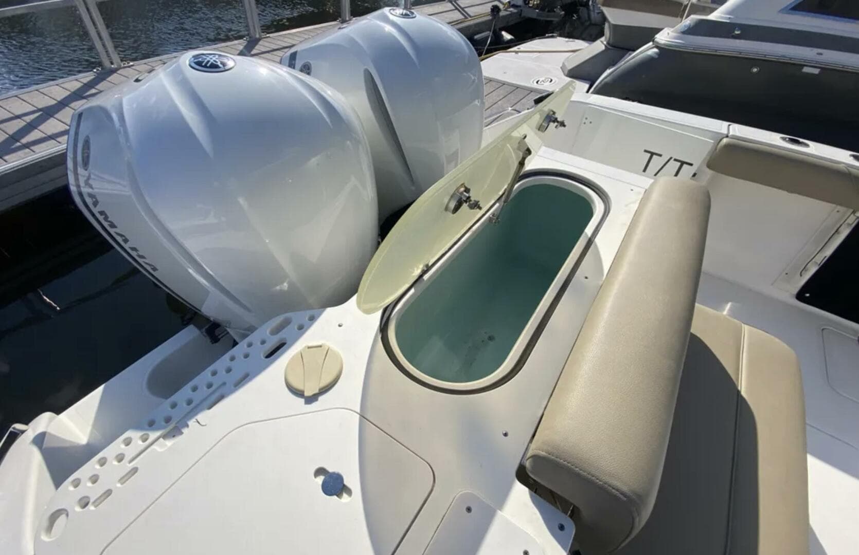 2015 Pursuit Sport — photo 6