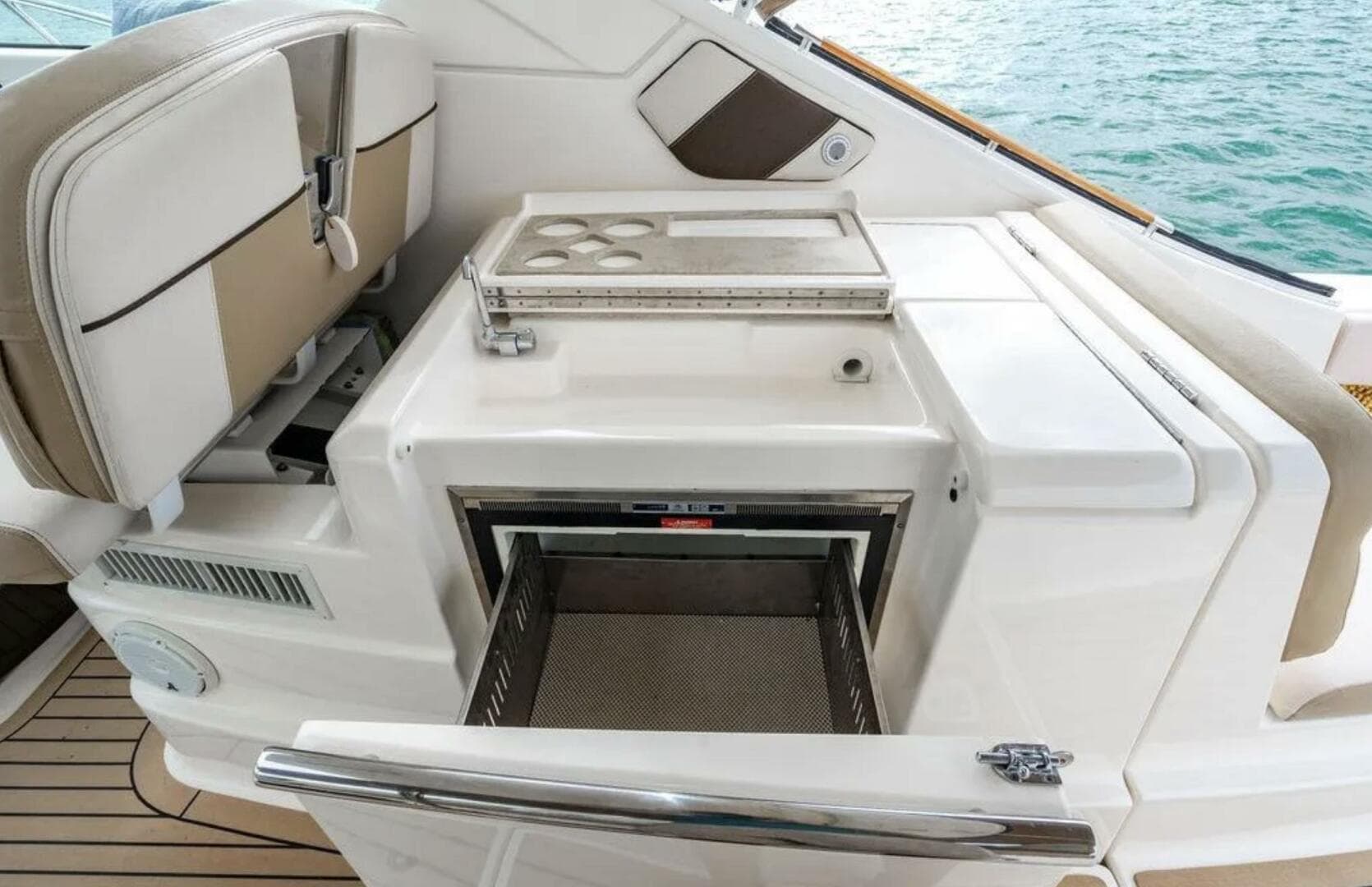 2013 Tiara Yachts 36 Coronet — photo 20