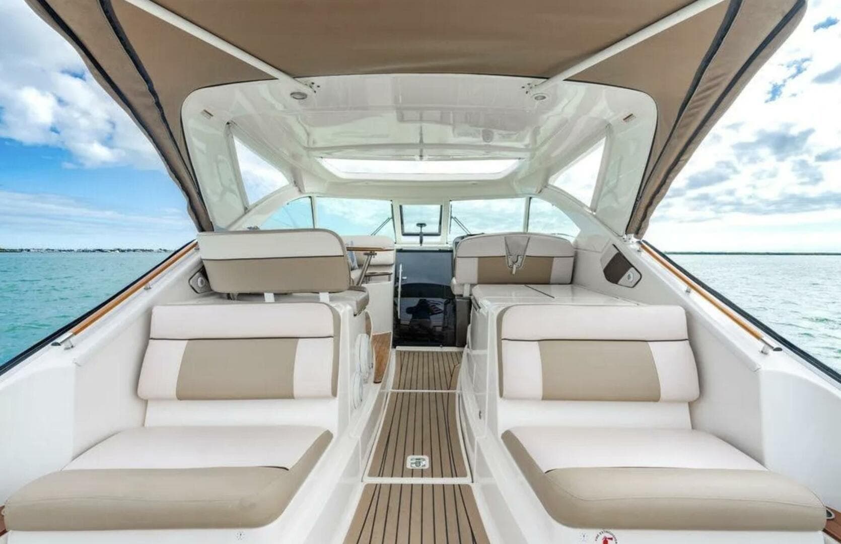 2013 Tiara Yachts 36 Coronet — photo 17
