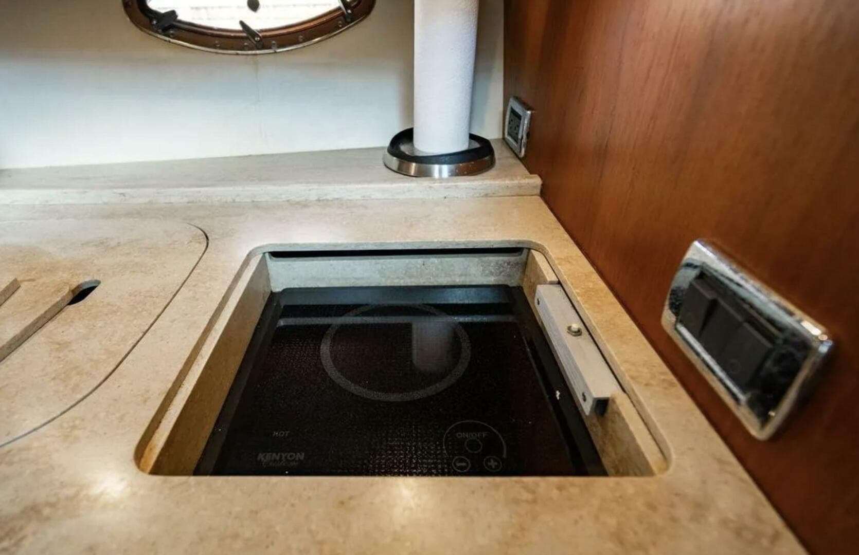 2013 Tiara Yachts 36 Coronet — photo 6