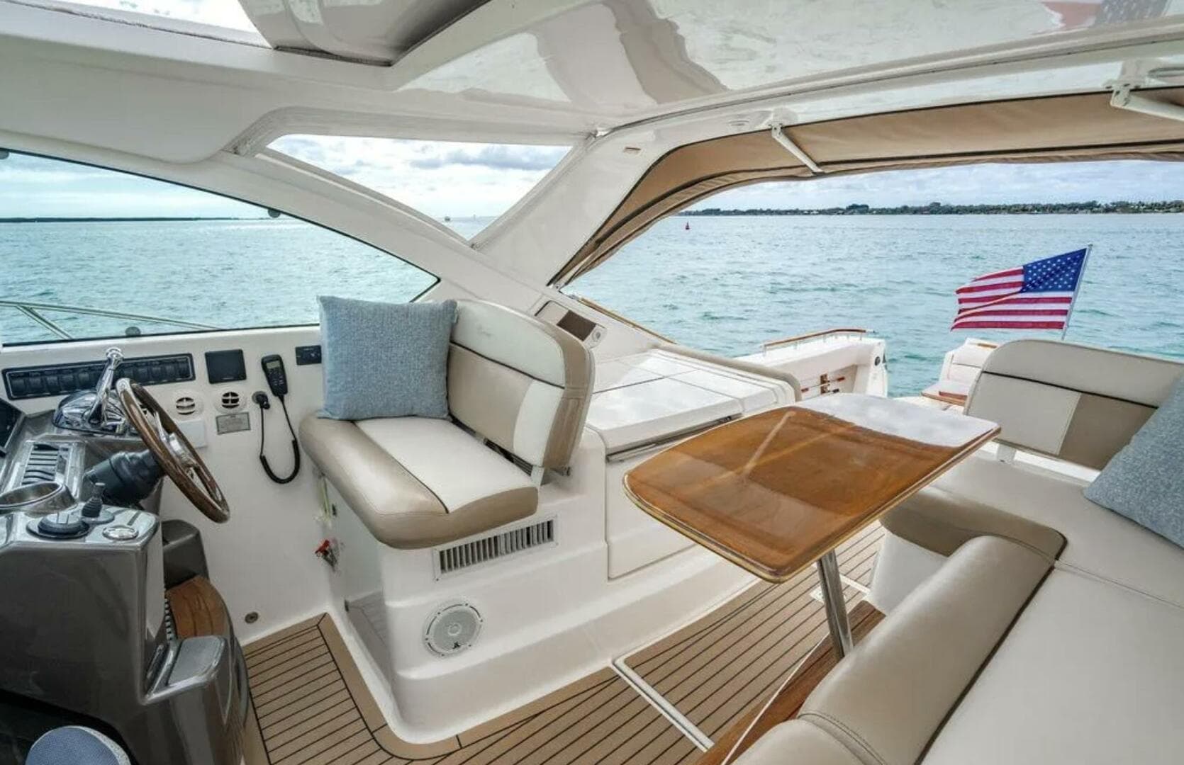2013 Tiara Yachts 36 Coronet — photo 25