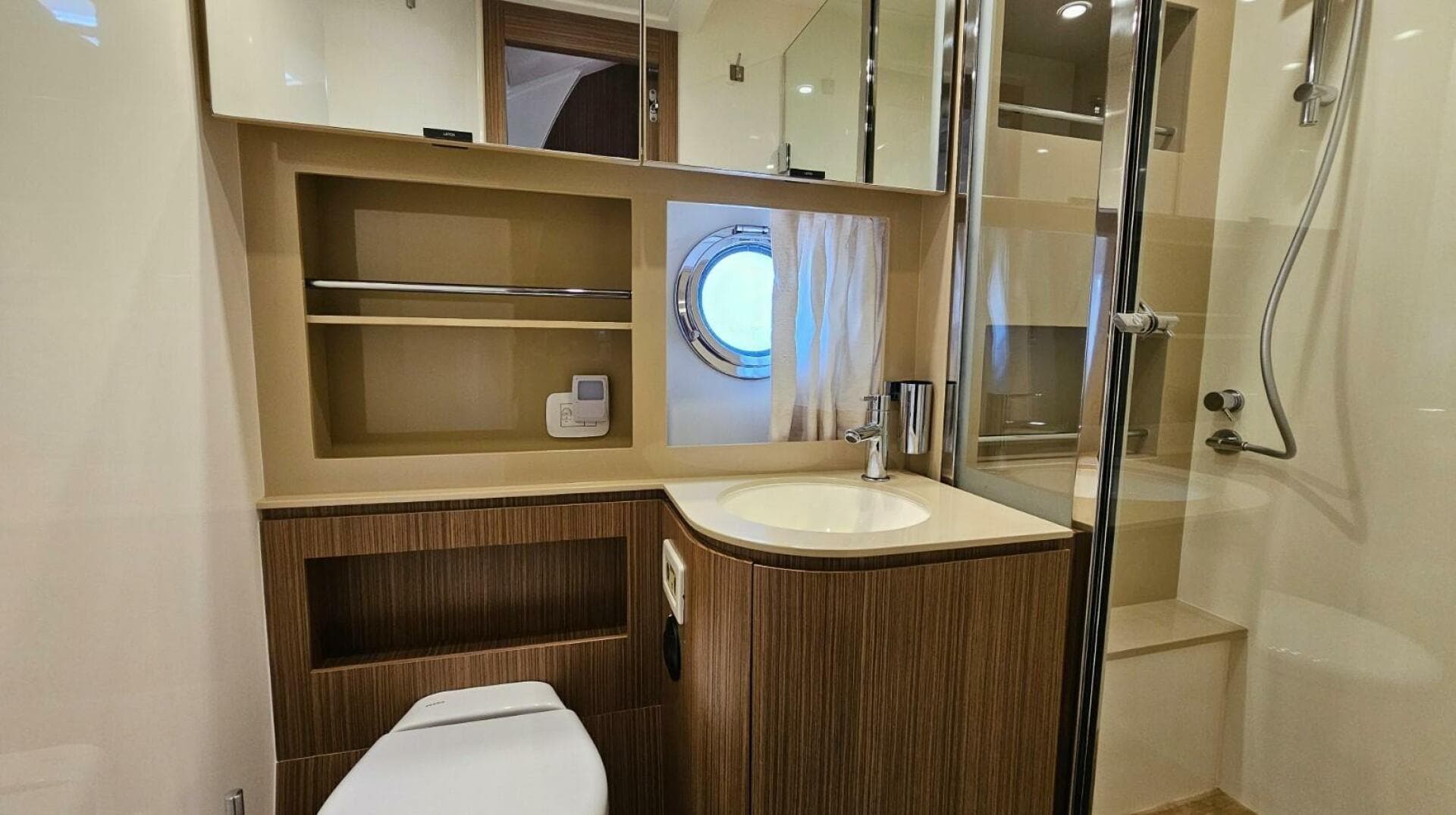 2015 Azimut Atlantis 50 — photo 26