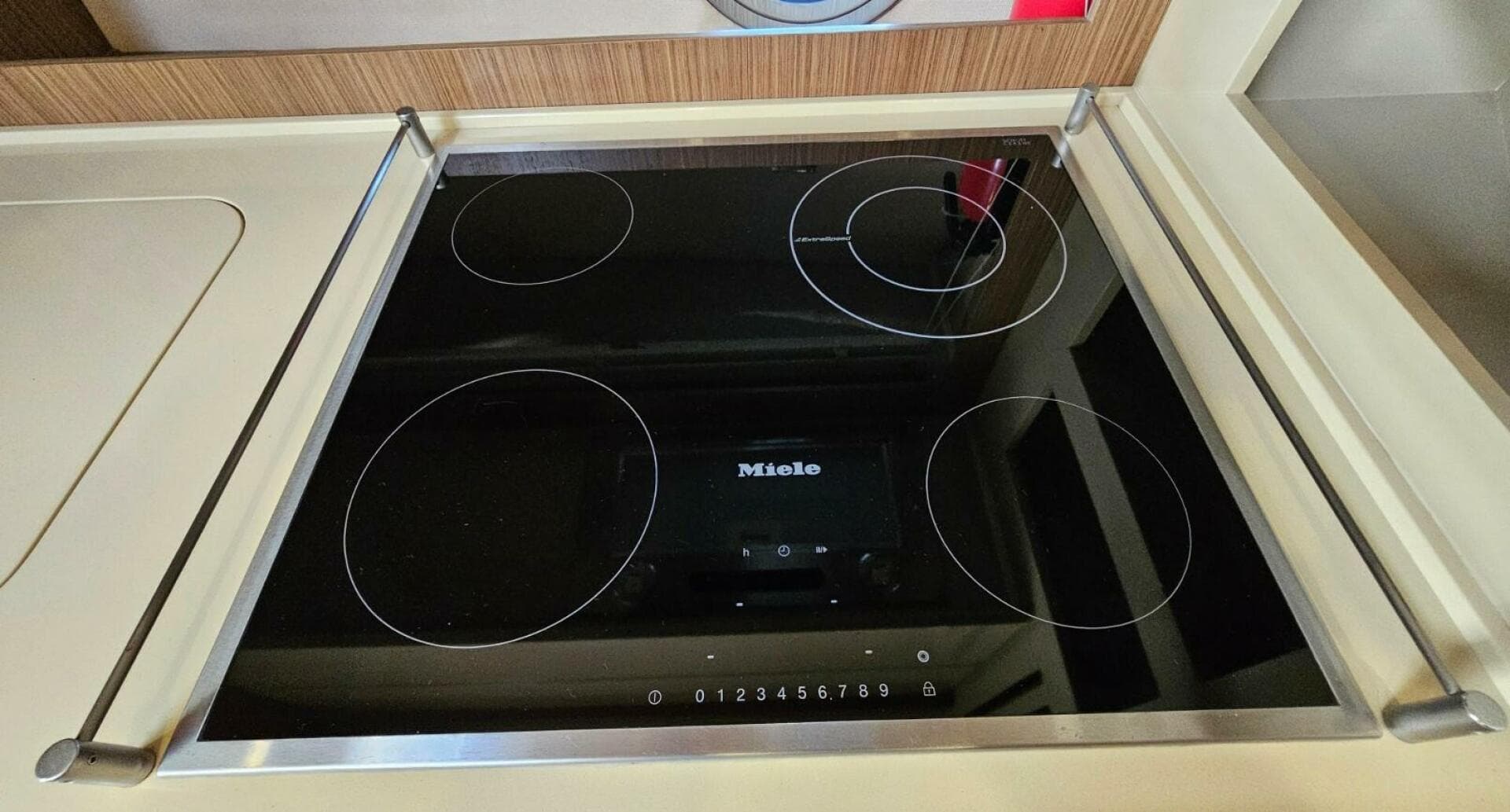 2015 Azimut Atlantis 50 — photo 22