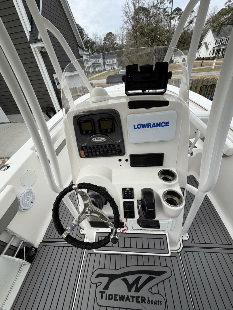 2015 Tidewater 230 LXF — photo 12