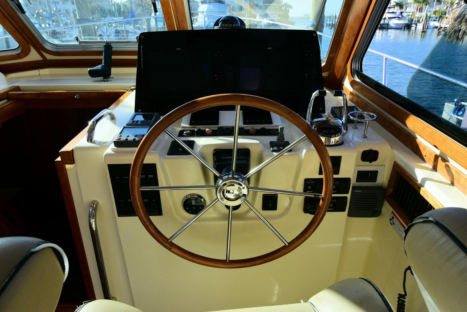 2008 Sabre Salon Express — photo 15