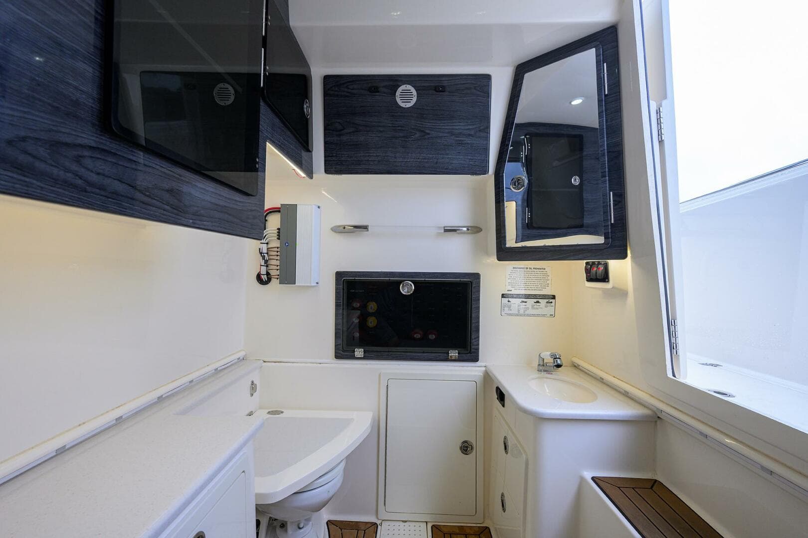 2020 Cobia 350 CC — photo 32