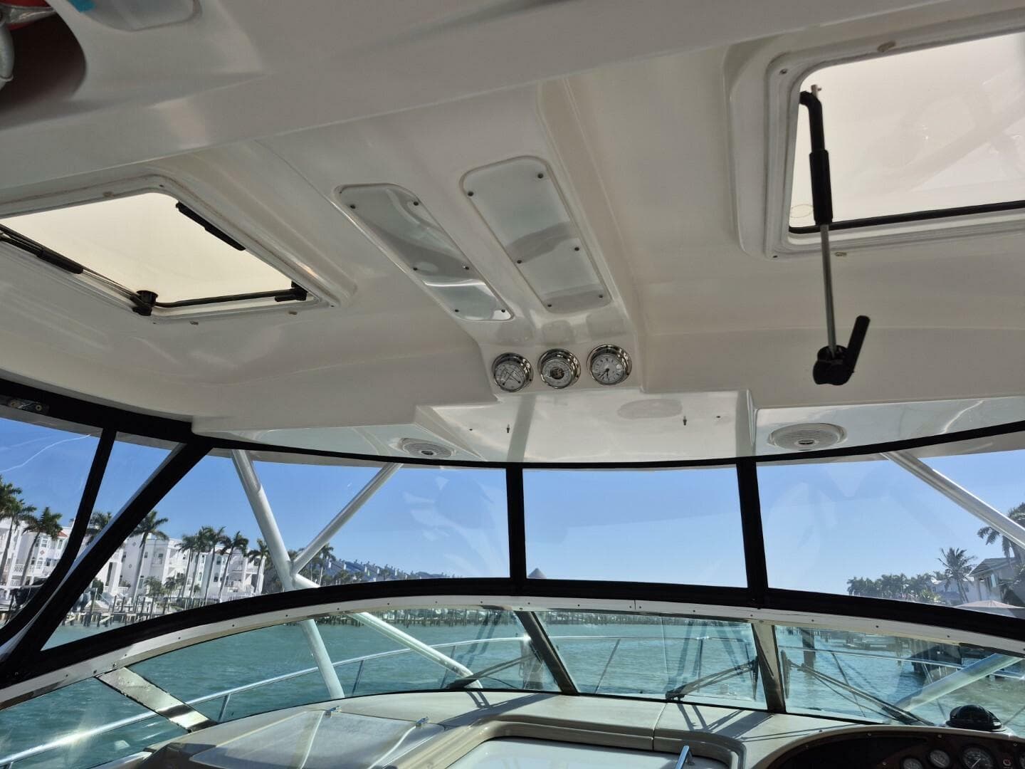 2004 Riviera 4000 Offshore — photo 48