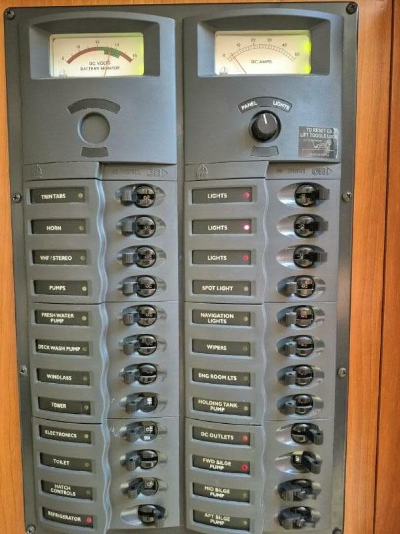 2004 Riviera 4000 Offshore — photo 64