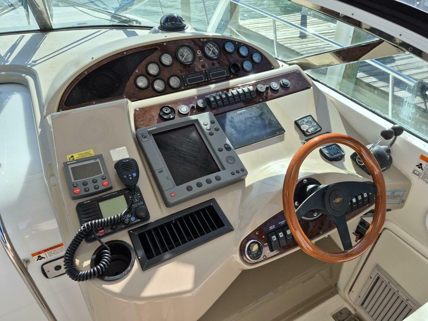2004 Riviera 4000 Offshore — photo 27