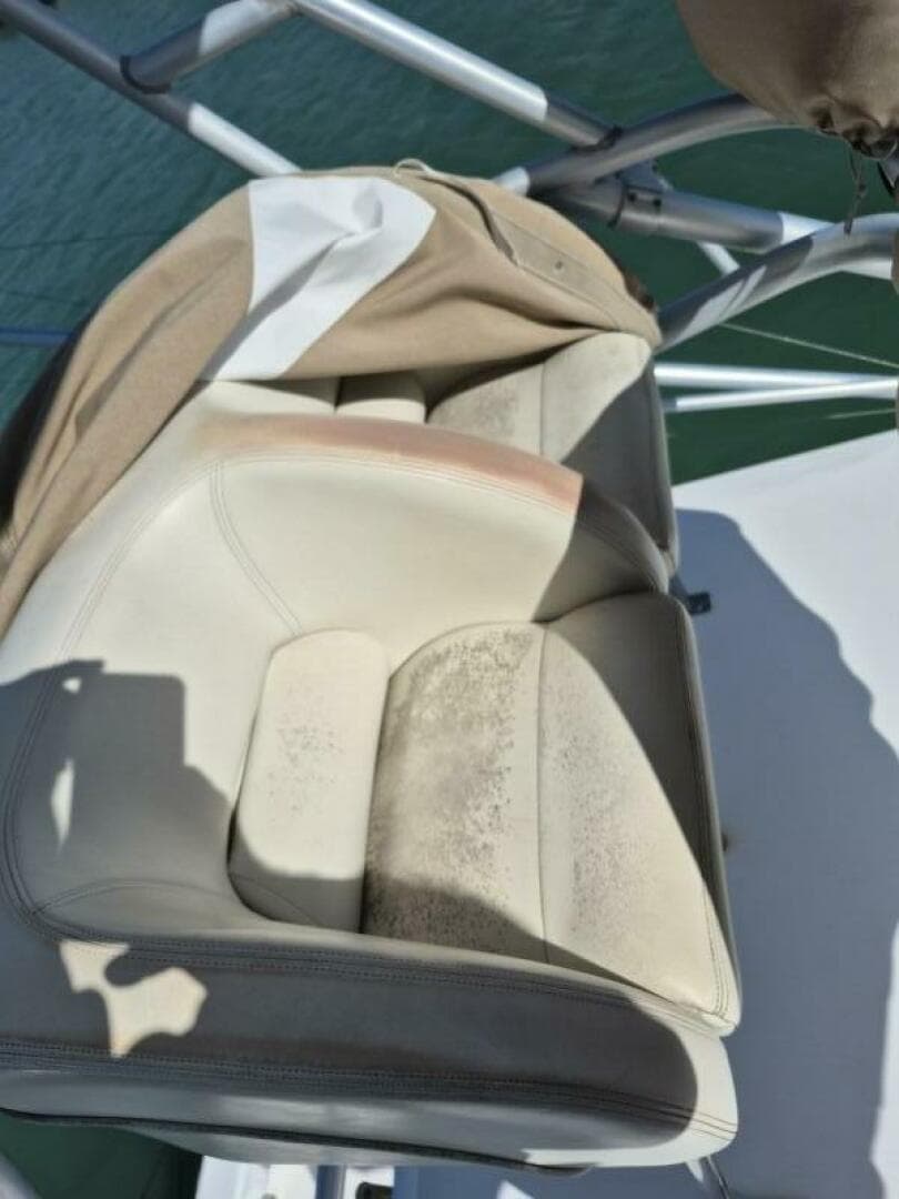 2004 Riviera 4000 Offshore — photo 24