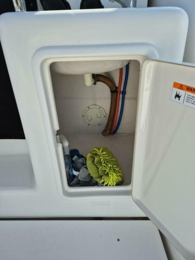 2004 Riviera 4000 Offshore — photo 77