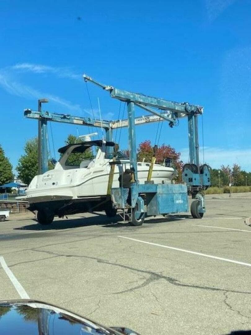 2001 Sea Ray 380 Sundancer — photo 42