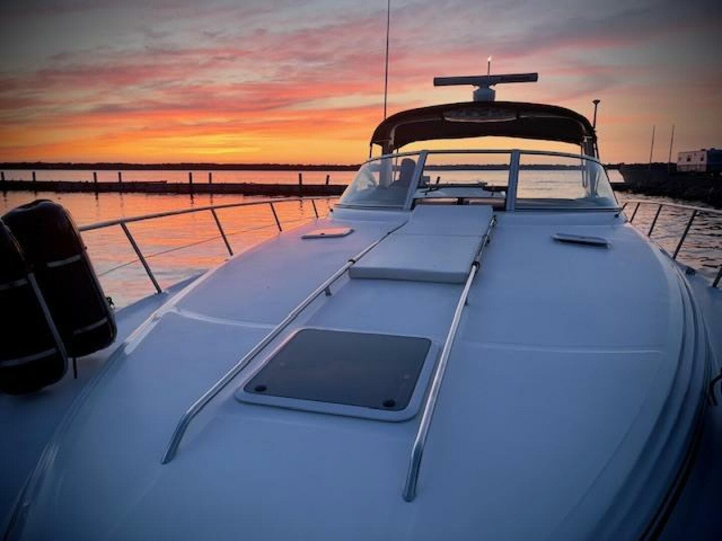 2001 Sea Ray 380 Sundancer — photo 36