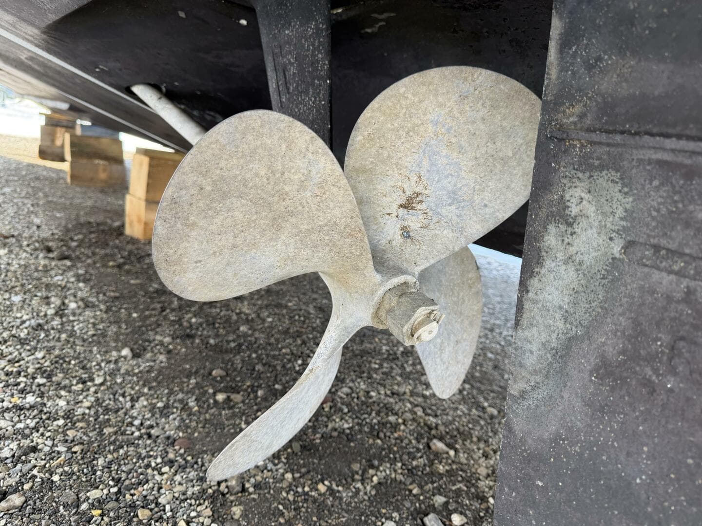 2001 Sea Ray 380 Sundancer — photo 48