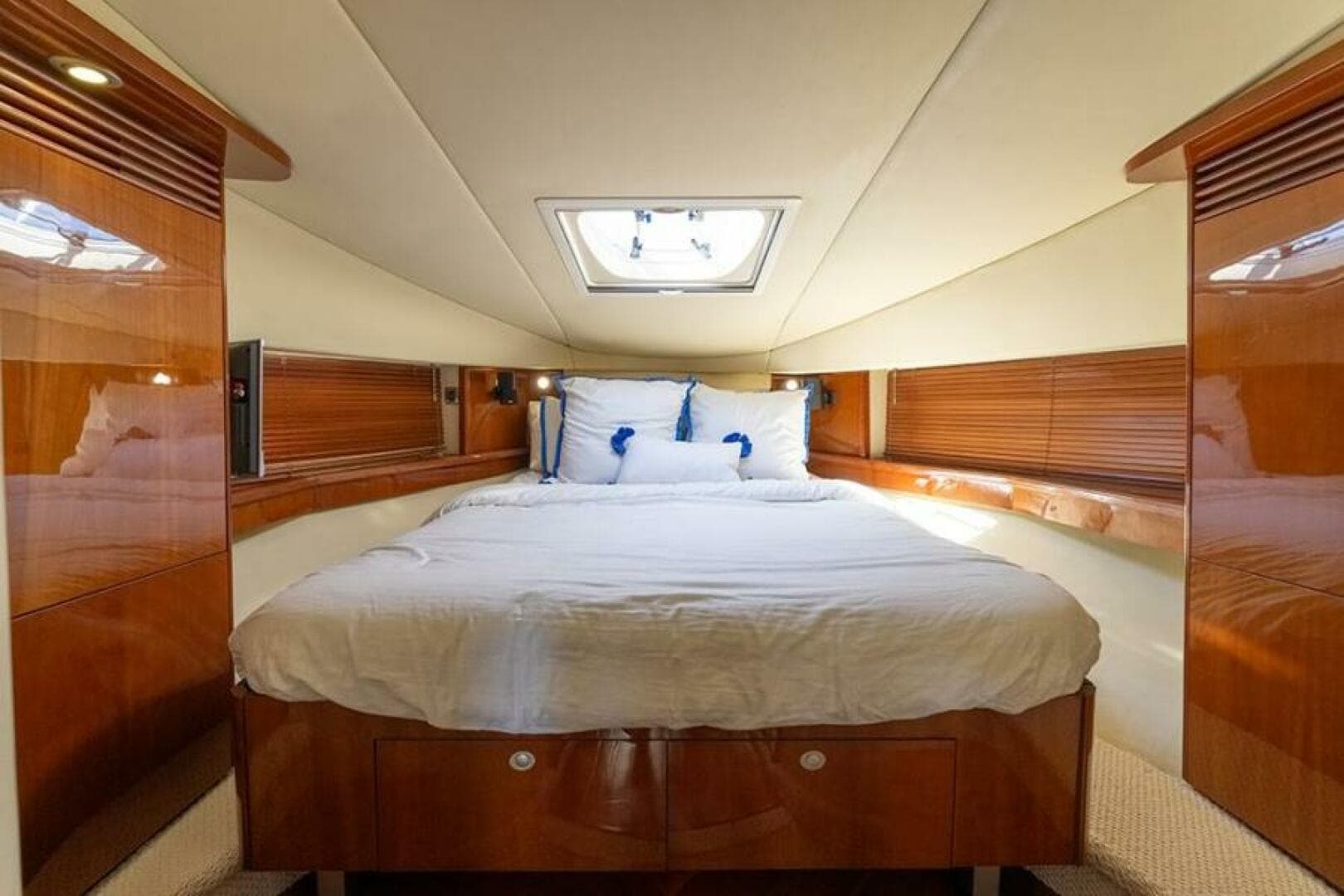 2007 Sea Ray 48 Sundancer — photo 10