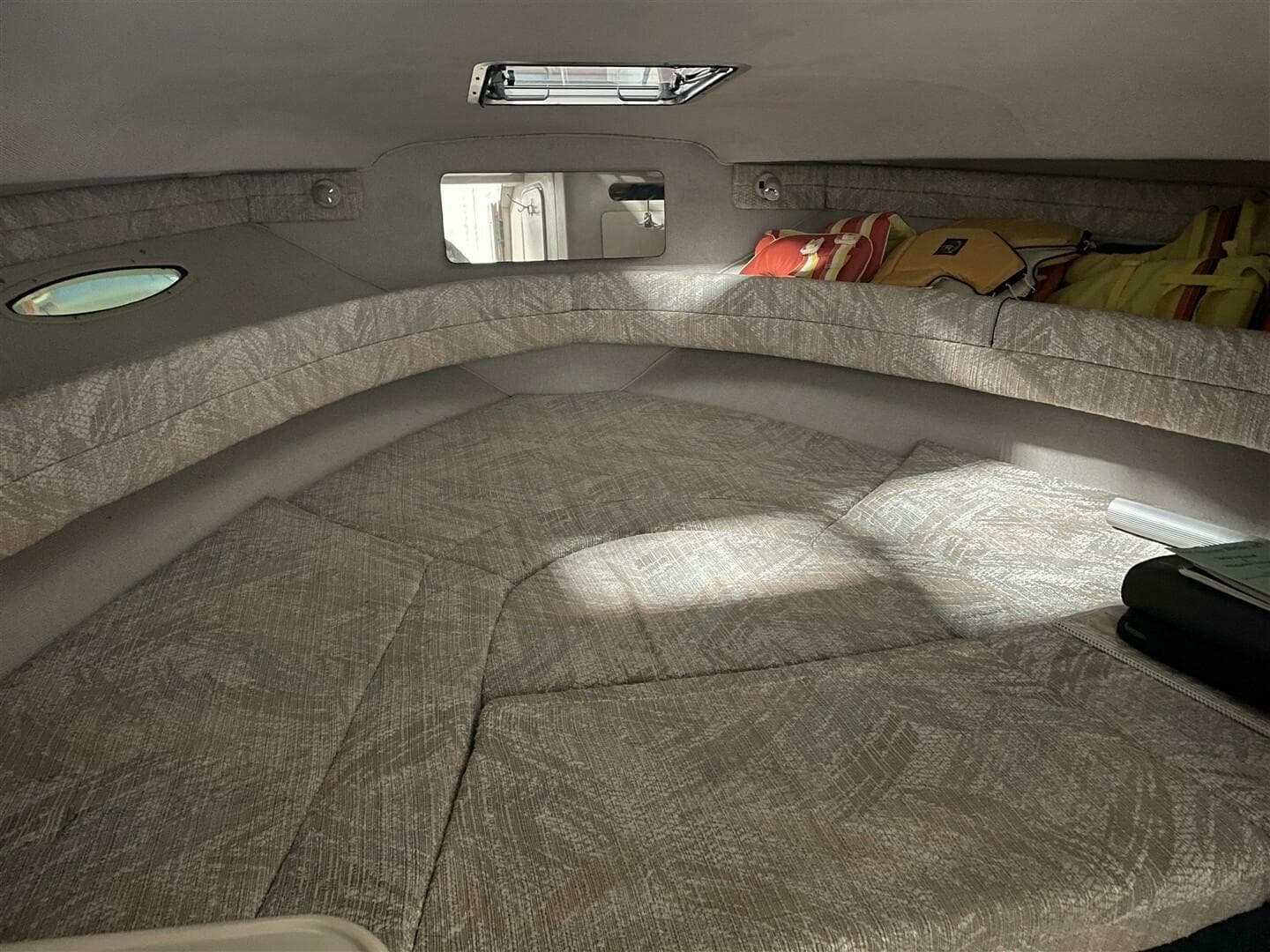 1993 Sea Ray 300 Weekender — photo 16