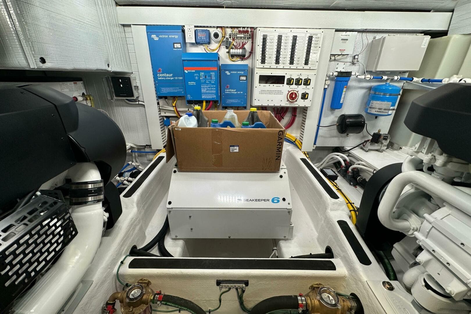 2025 Sabre 48 Salon Express — photo 10