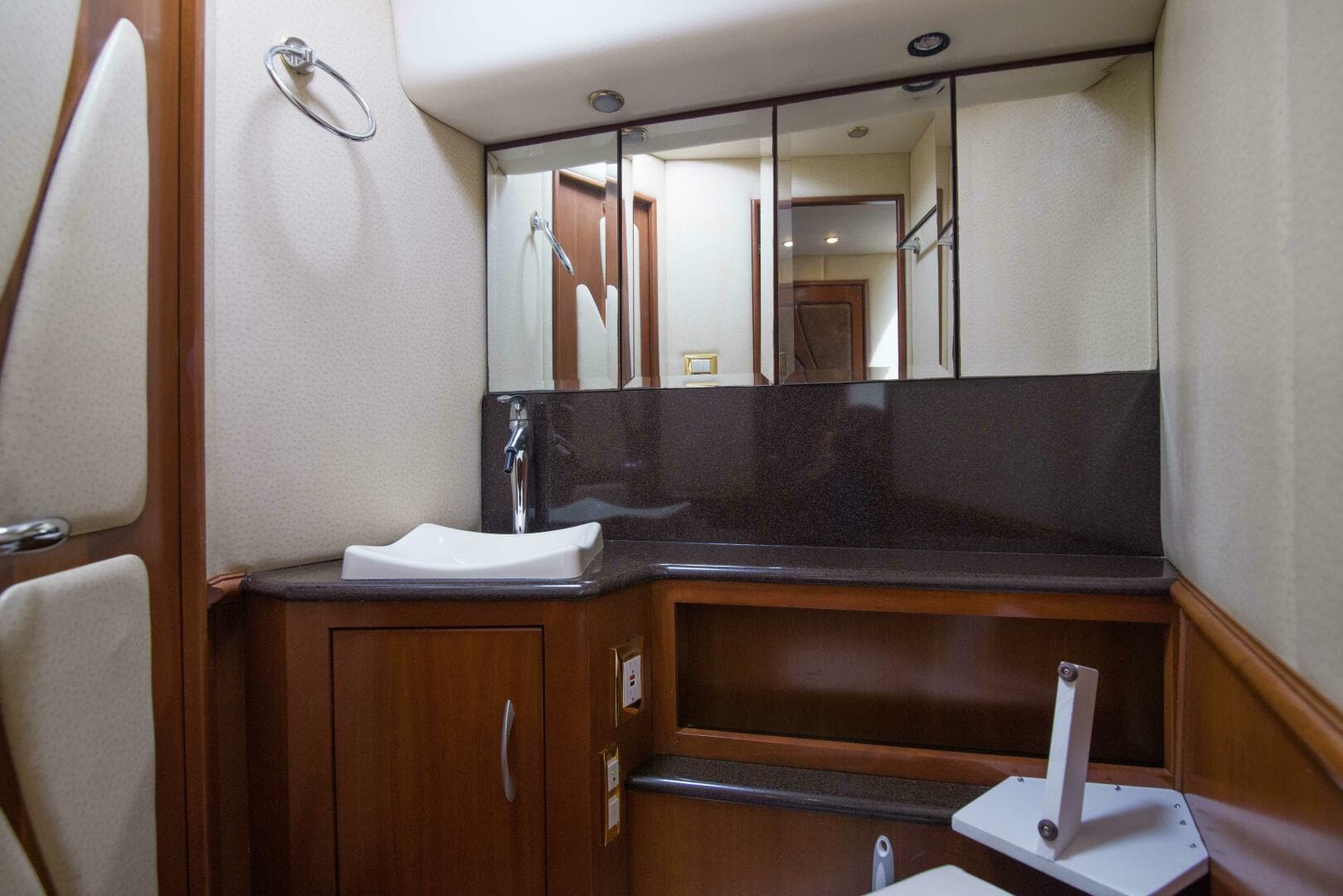 2009 Silverton Ovation — photo 58