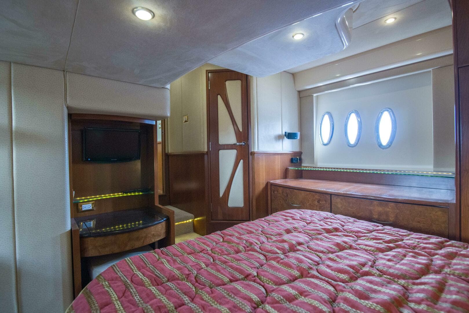 2009 Silverton Ovation — photo 55