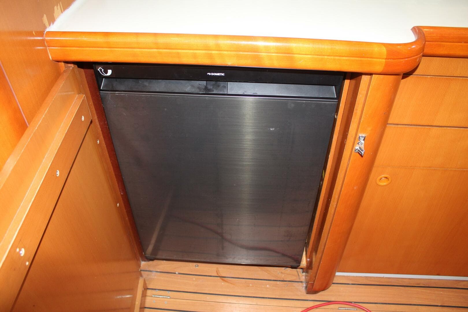 2004 Lagoon 43 Power Cat — photo 12