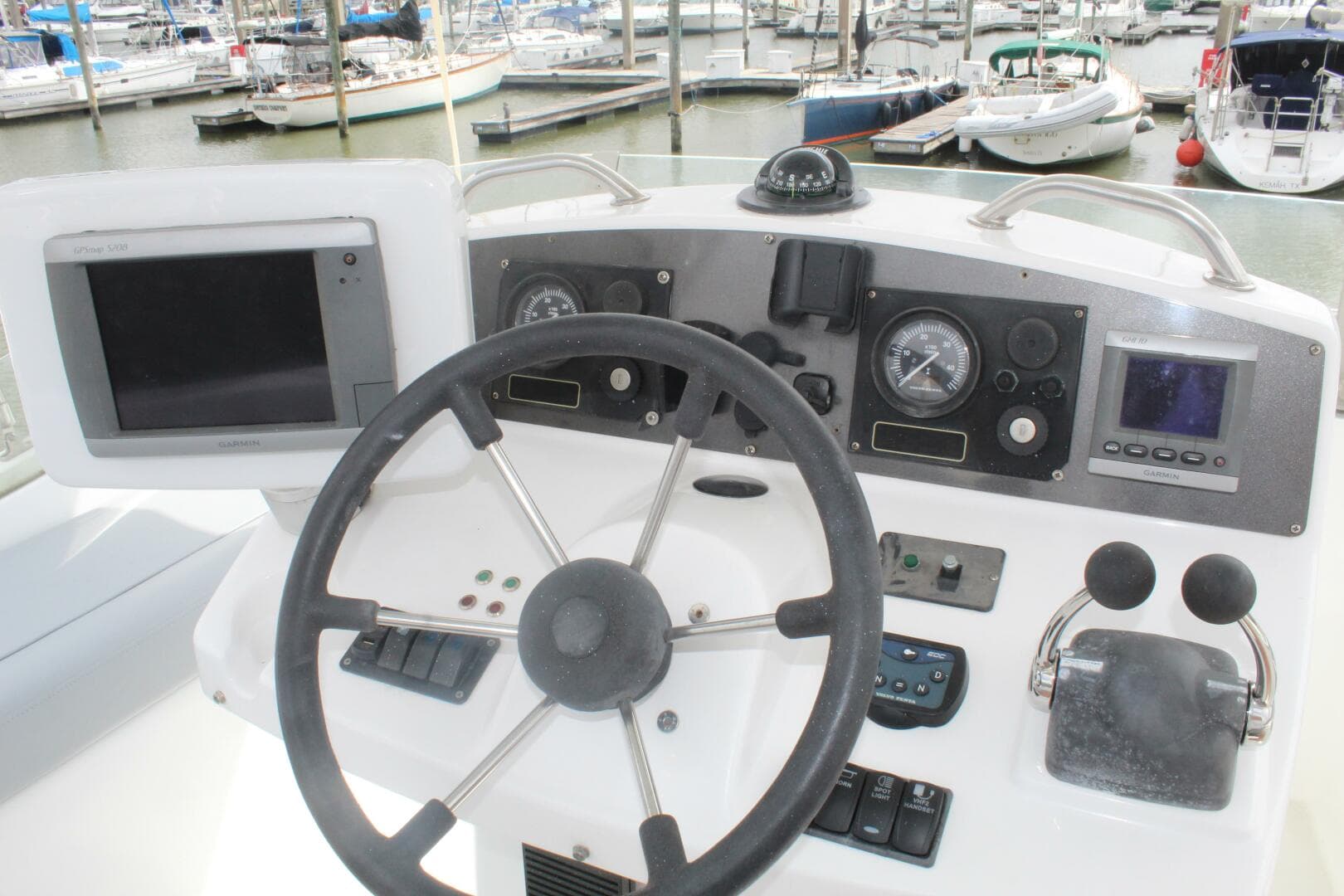 2004 Lagoon 43 Power Cat — photo 41