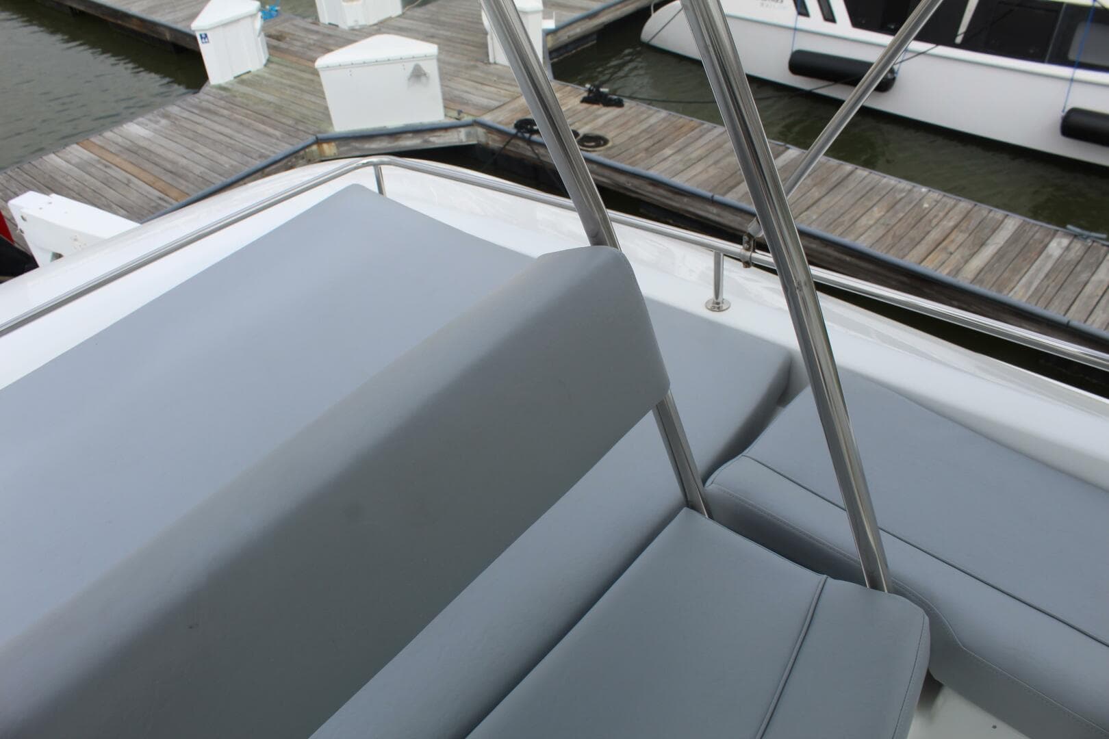 2004 Lagoon 43 Power Cat — photo 43