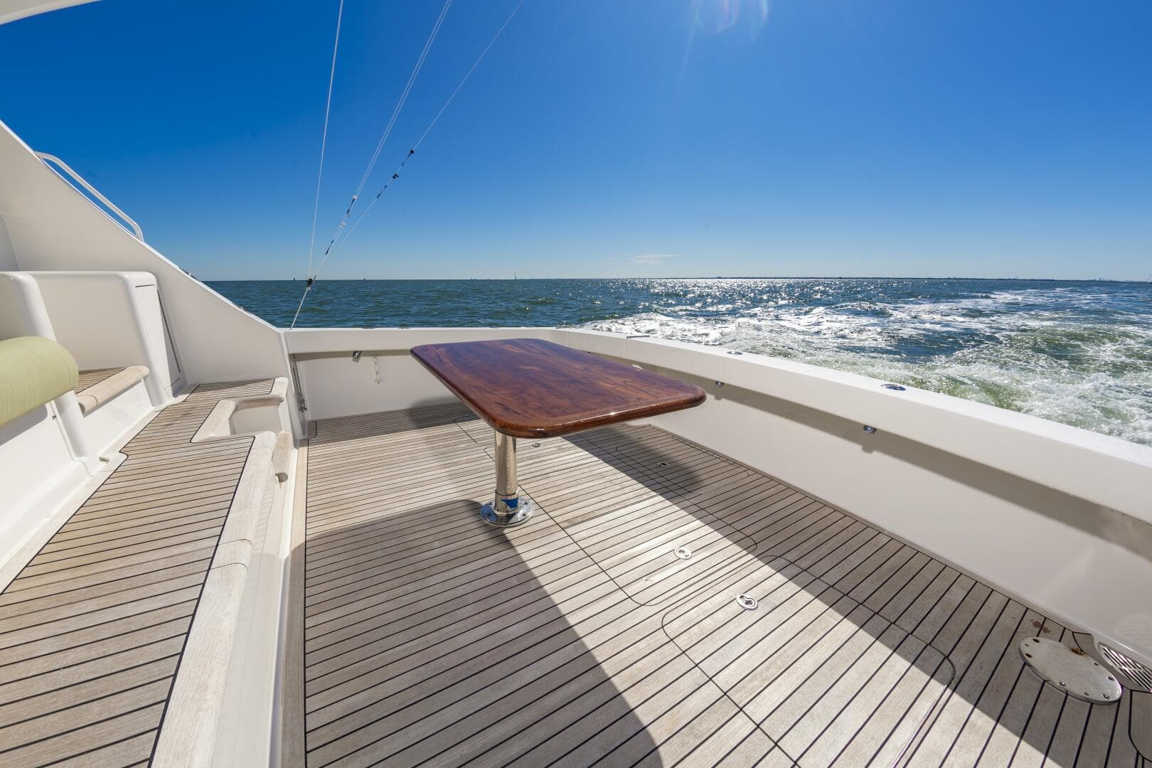 2010 Viking 52 Sport Coupe — photo 14