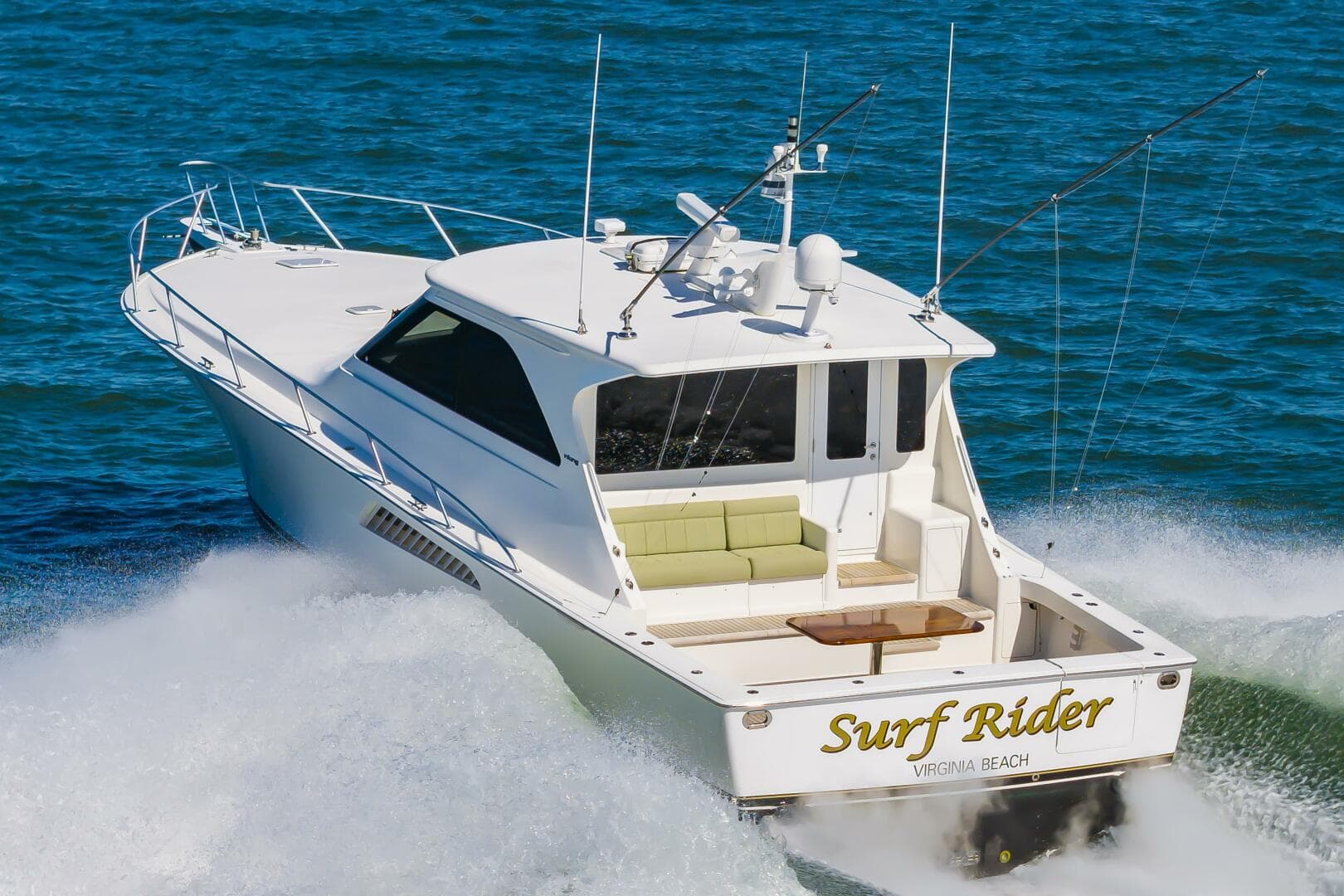 2010 Viking 52 Sport Coupe — photo 6