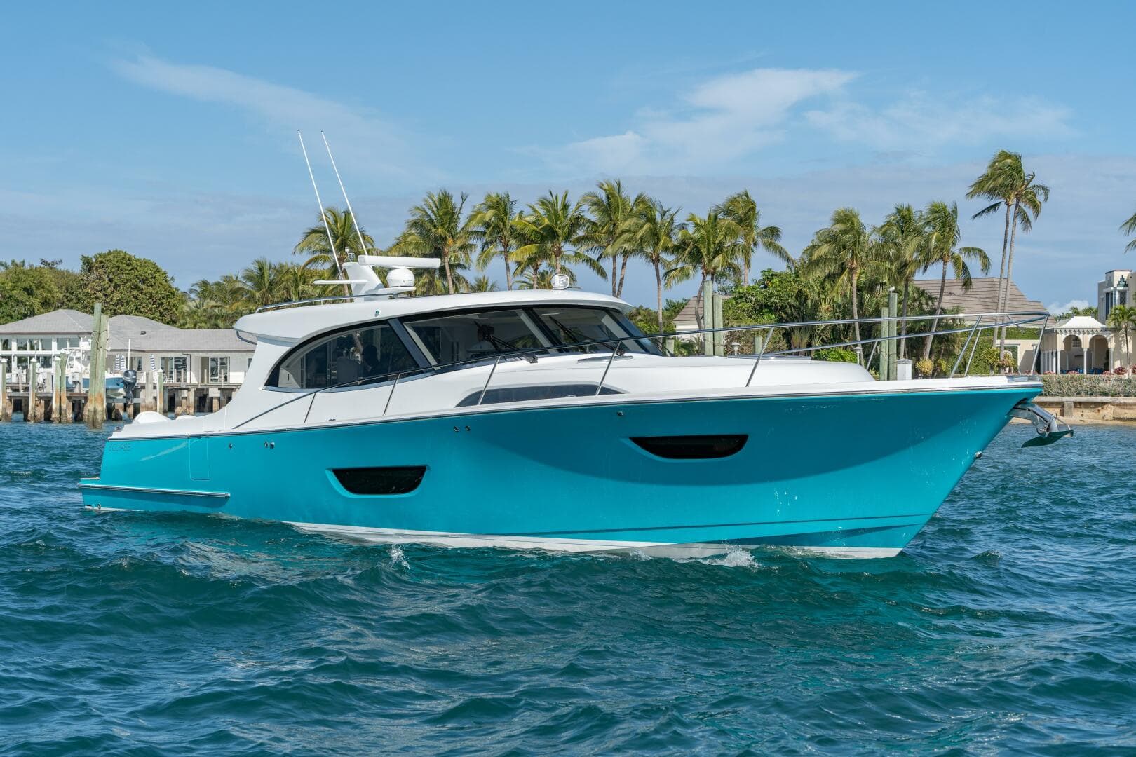 2025 Eclipse 505 Shadow — photo 2