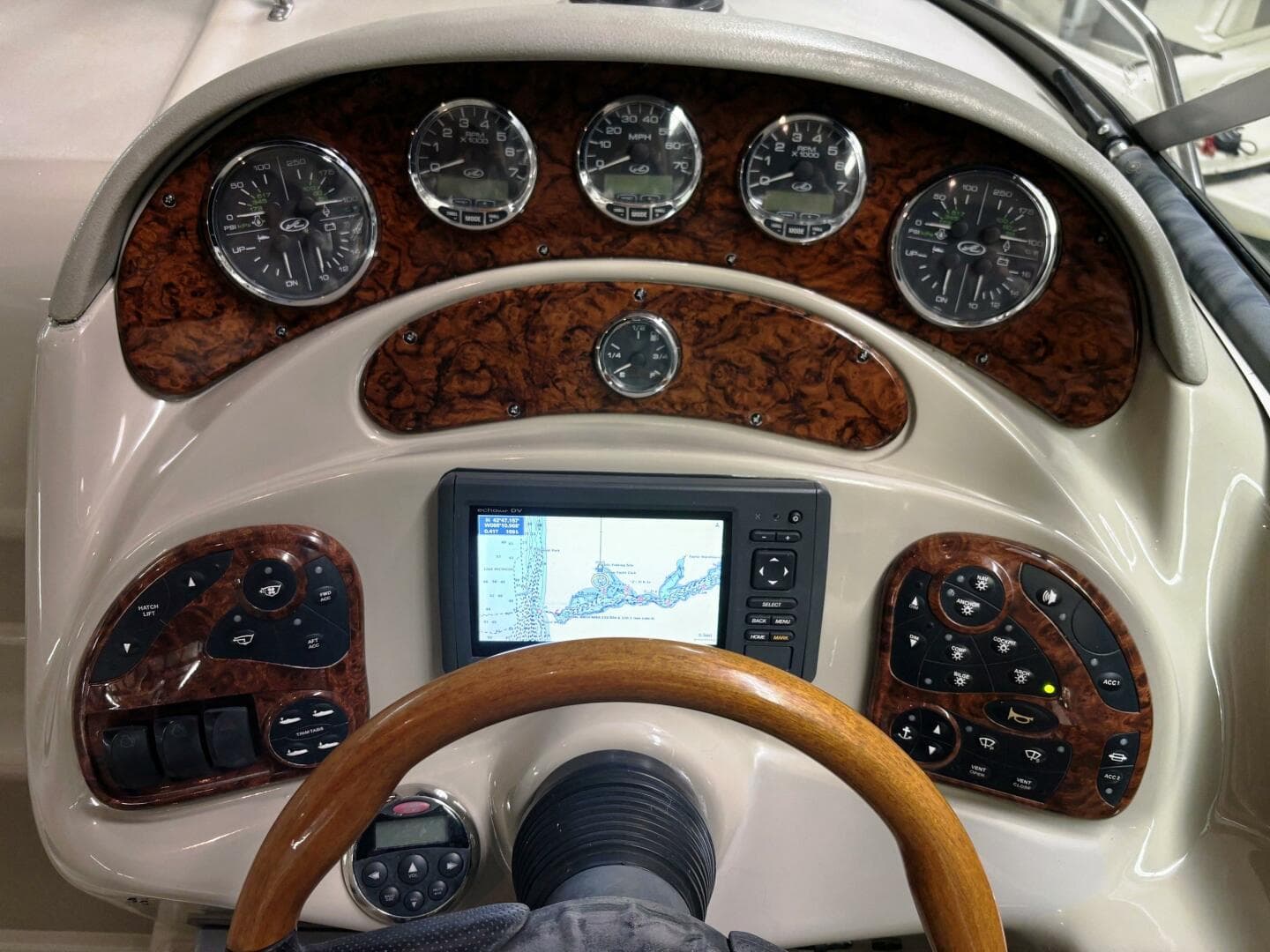 2007 Sea Ray 280 Sundancer — photo 16