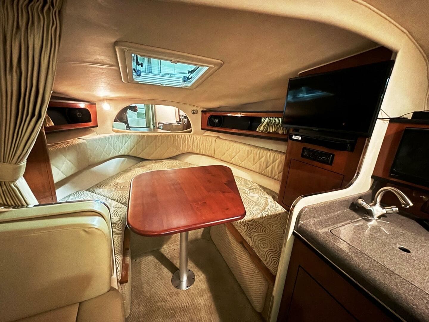 2007 Sea Ray 280 Sundancer — photo 22