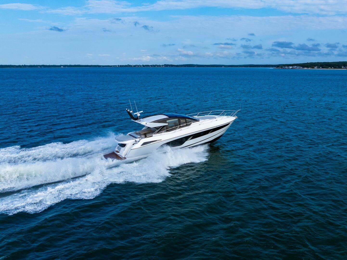 2021 Sunseeker Predator 60 Evo — photo 22