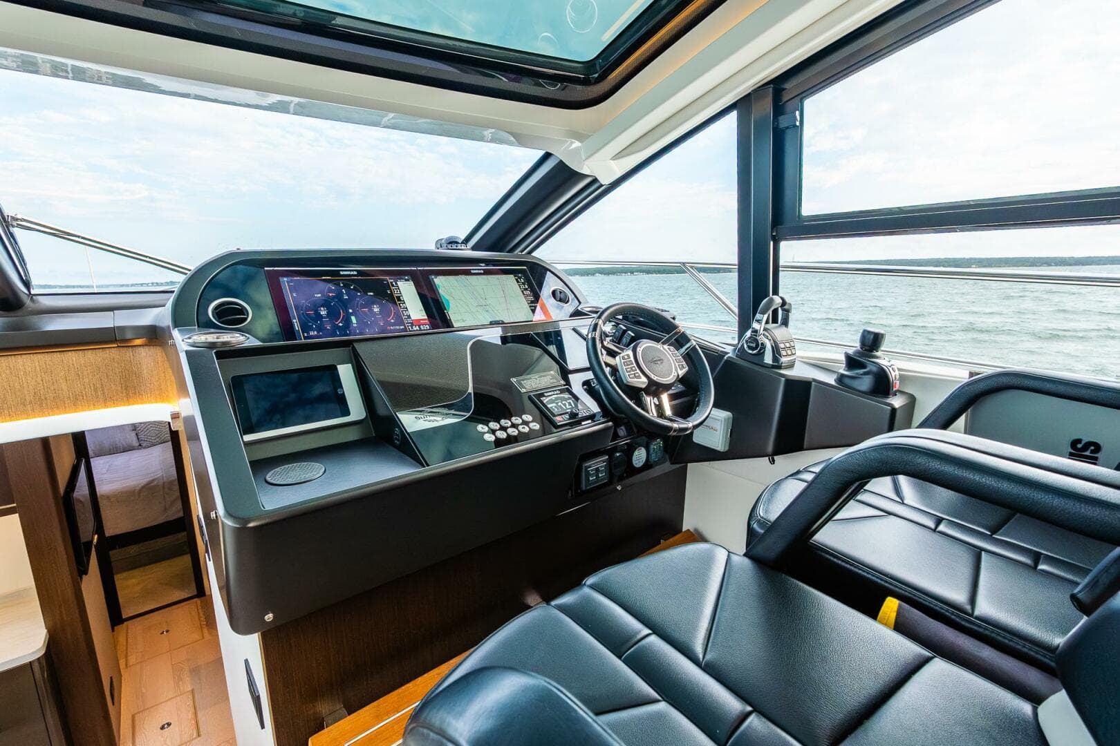 2021 Sunseeker Predator 60 Evo — photo 23