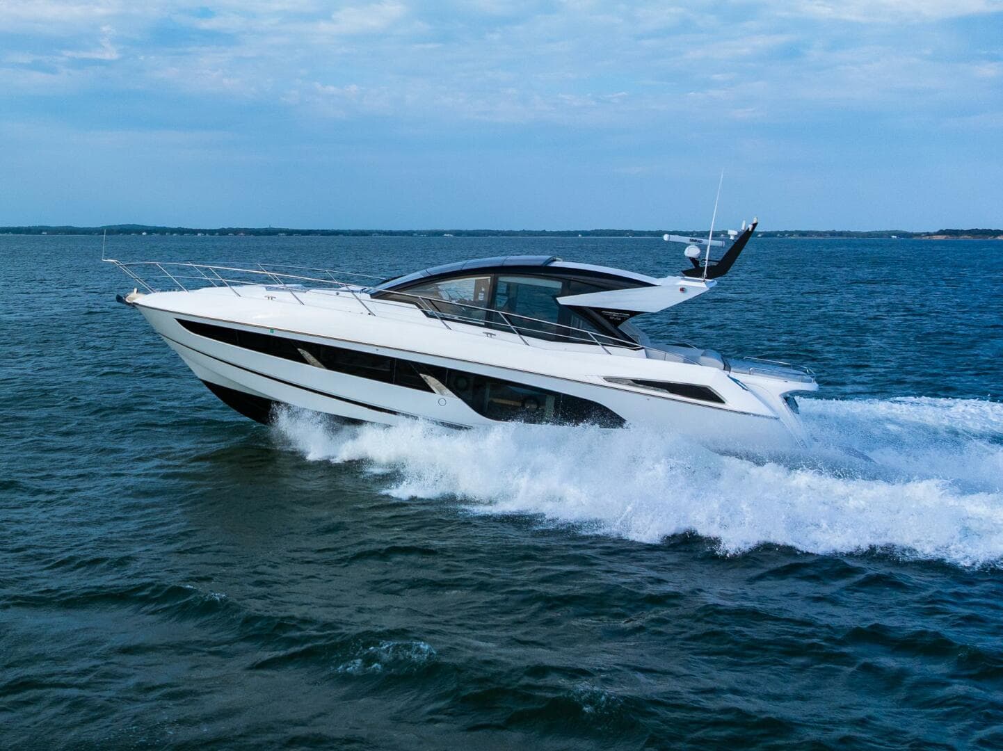 2021 Sunseeker Predator 60 Evo — photo 17