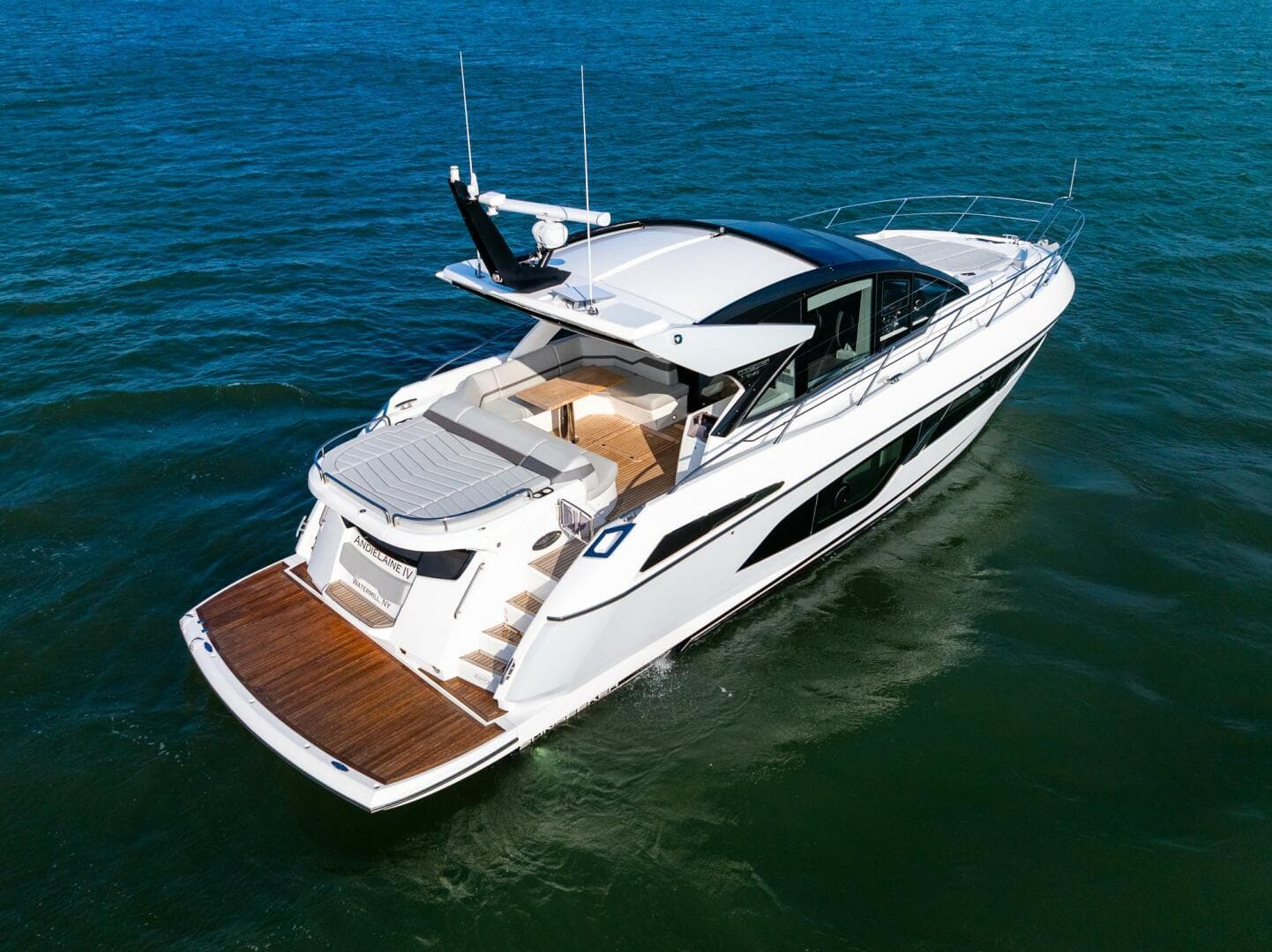 2021 Sunseeker Predator 60 Evo — photo 11