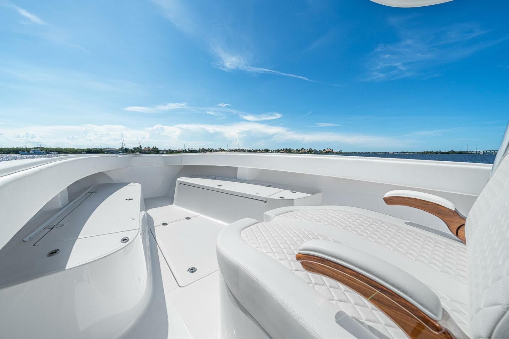 2024 Bahama 41 — photo 28